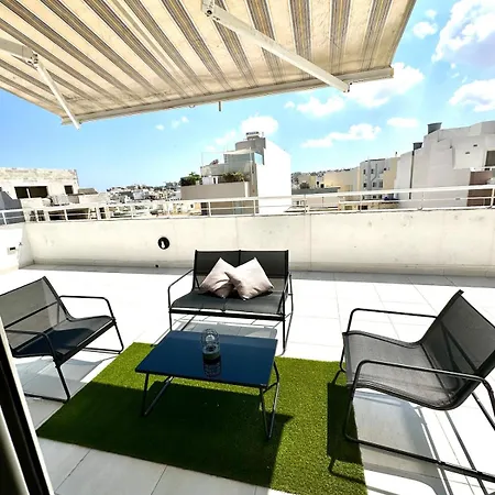 Apartman Swieqi - Penthouse- 3 Bedroom *