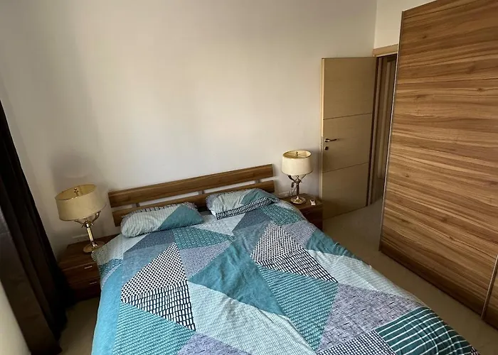 Daire Swieqi - Penthouse- 3 Bedroom